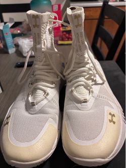 Women’s volleyball shoes