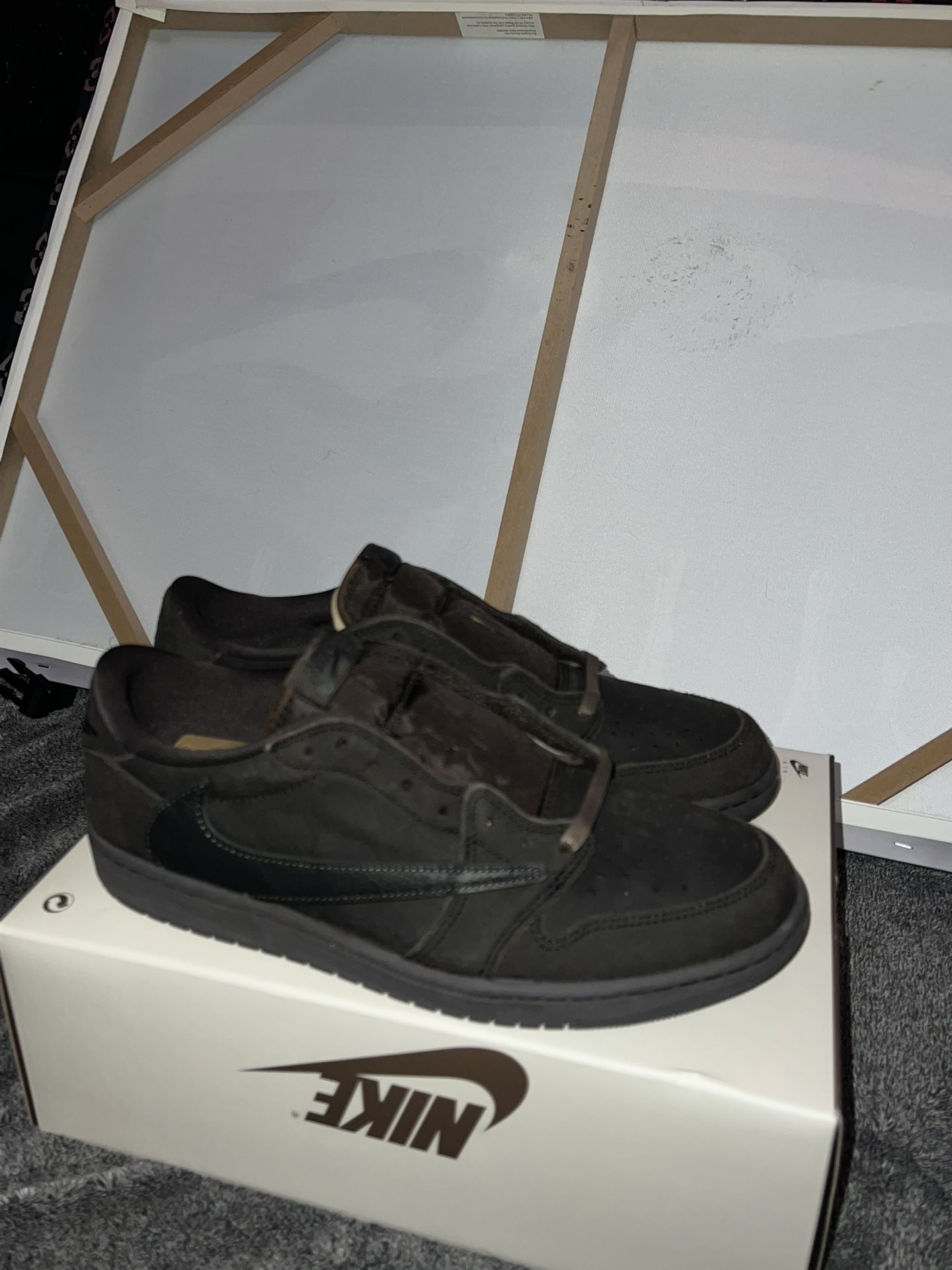 Travis Scott Jordan 1 Low 