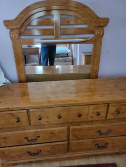 Bedroom set