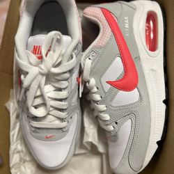 Women’s Nike shoes & More