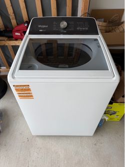 Whirlpool 2-in-1 Top Load Washer – Like New (Never Used)!