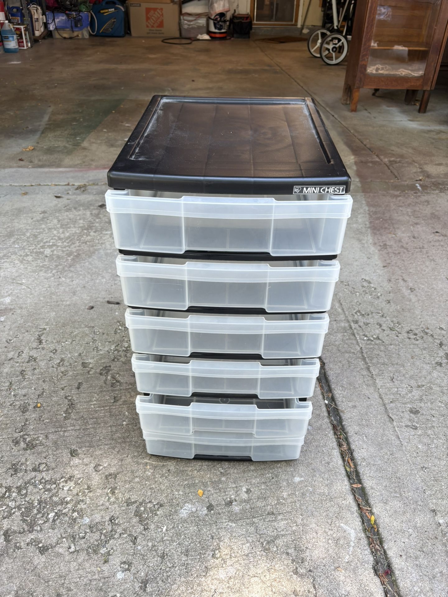 Mini chest, six shelf, plastic, black and clear storage container excellent condition 