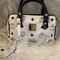 MCM Handbag Pre-loved (certified & authentic)!