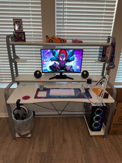 White computer desk