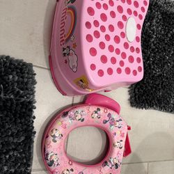 Minnie Mouse toilet seat & step stool