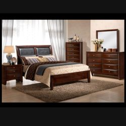 *Holiday Sale Event!!!*---Mature Emily Merlort Queen Bedroom Sets---From $699!!!---Delivery And Financing👌