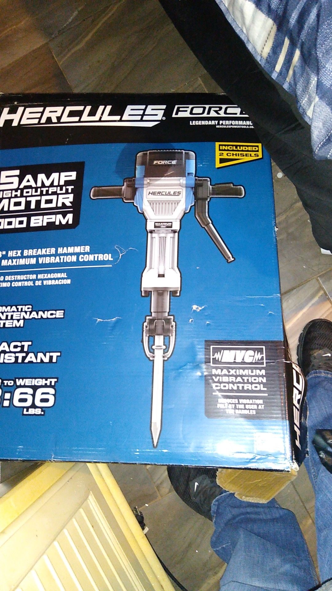 Hercules 15 amp Jack hammer it's the biggest one at harbor freight it cost 899 I'm asking 450so hit me up if interested thank u and have a good day