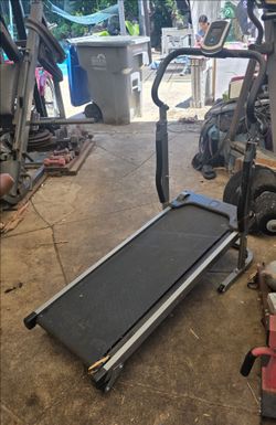 Treadmill powered by your own body weight
