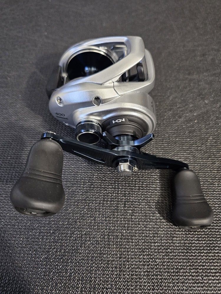 Shimano Tranx 400A Casing Reel
