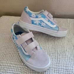 Van's kids Velcro shoes. Size 2