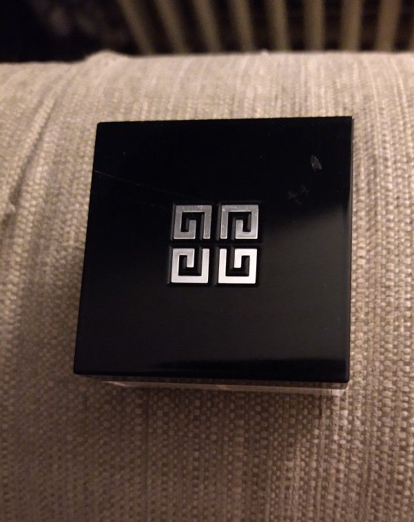 Givenchy Setting Powder 