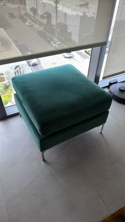 IKEA LANDSKRONA Emerald Green Velvet Ottoman / Footstool with Chrome Legs