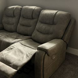 3 Seater Recliner Couch USB PLUG IN!! 