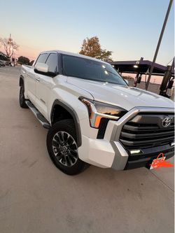 Toyota tundra 2023 limited