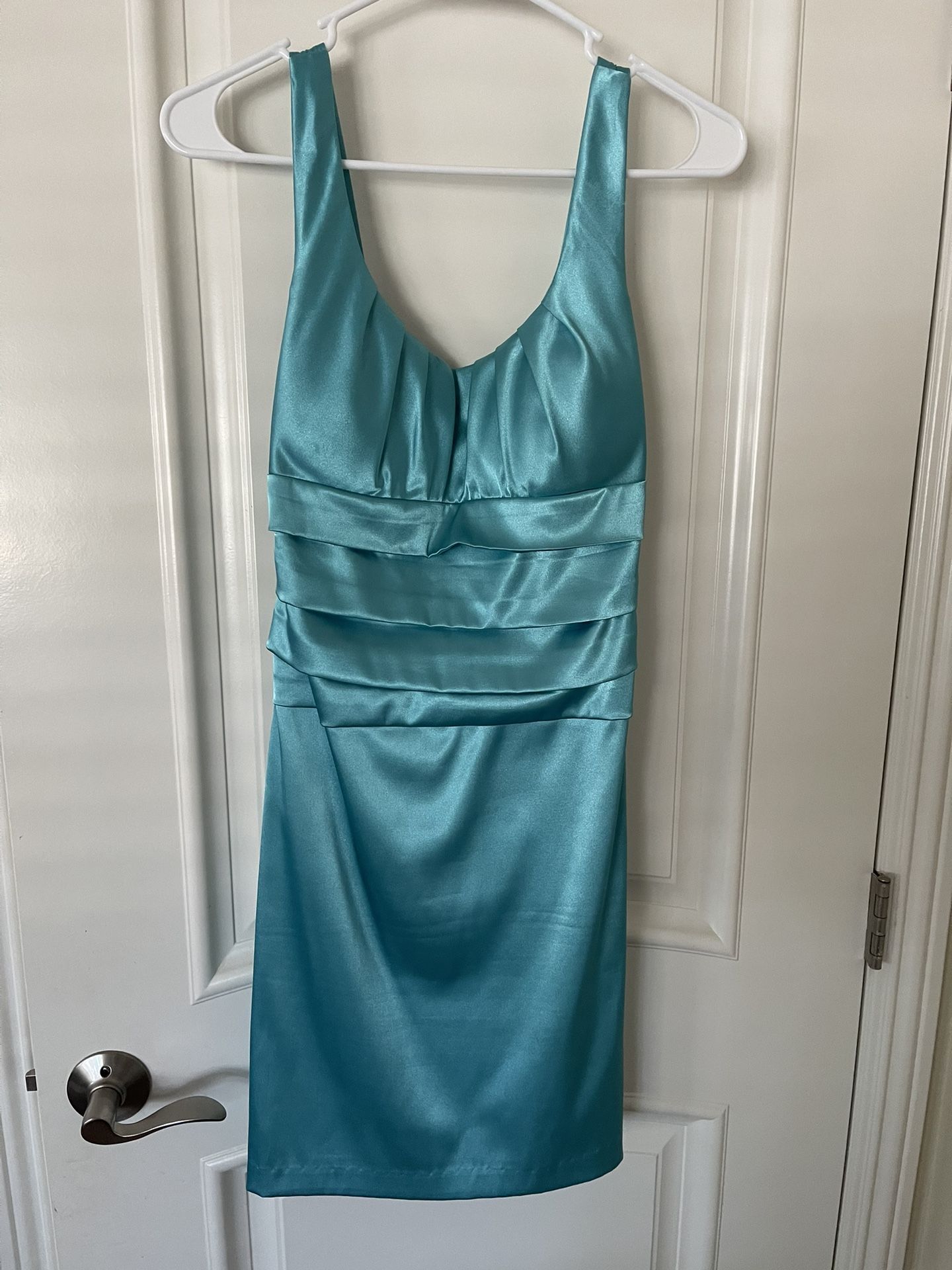 Dresses Mid Length Size SM (5-6)
