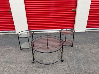 Round Smithland Occasional Coffee Table Set