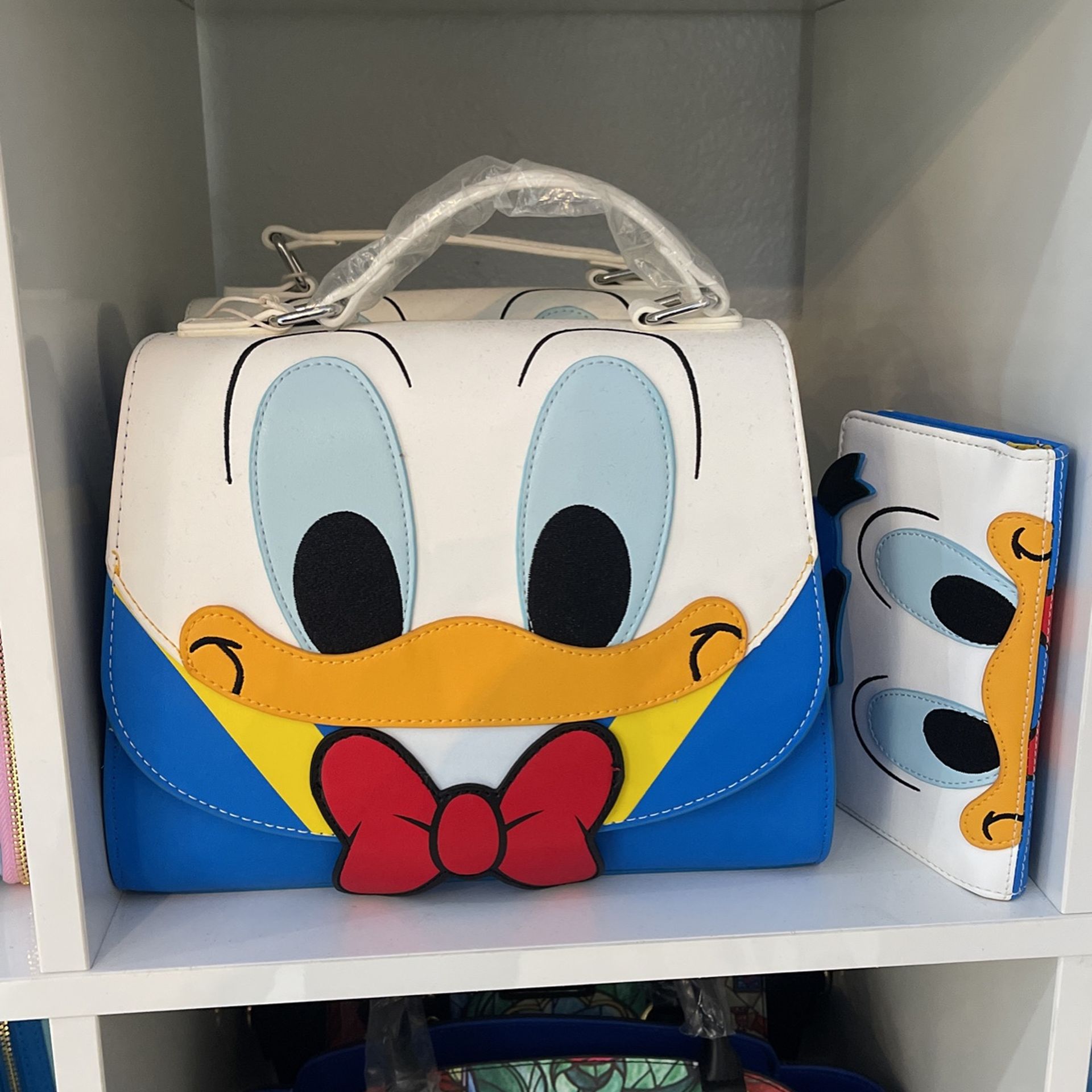 Donald Duck Loungefly Hand Bag And Wallet