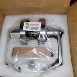 Brand New Oakmoore Commercial Grade Bathroom Door Handle Lock