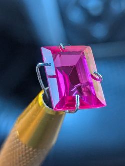 7.5 Carat Natural Pink Sapphire