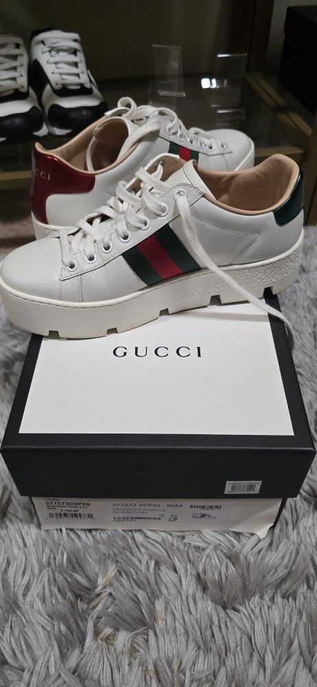 Gucci Shoes