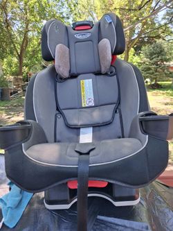Brand Graco baby car seat great condition