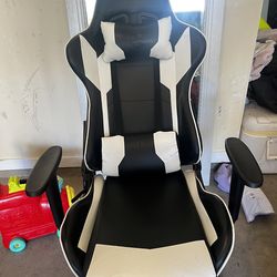 Gaming chair