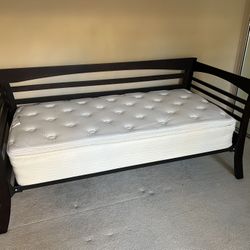 Twin Bed 