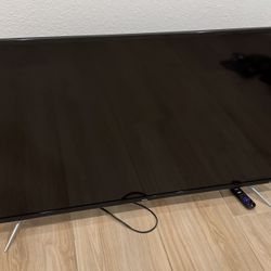 TCL 50″ 4‑Series 4K UHD HDR Roku Smart TV – Excellent Used Condition
