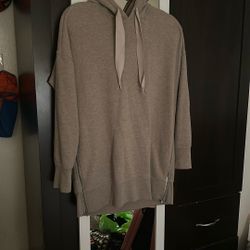 Women’s Small Oversized Beige Hoodie 