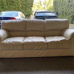 Leather 3 Seater Couch In Excellent Condition With FREE DELIVERY