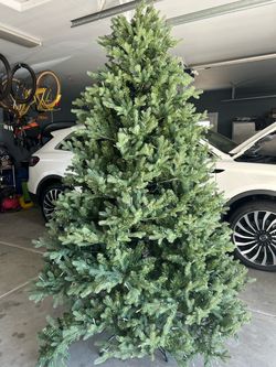 6 foot faux Christmas tree multi color lights