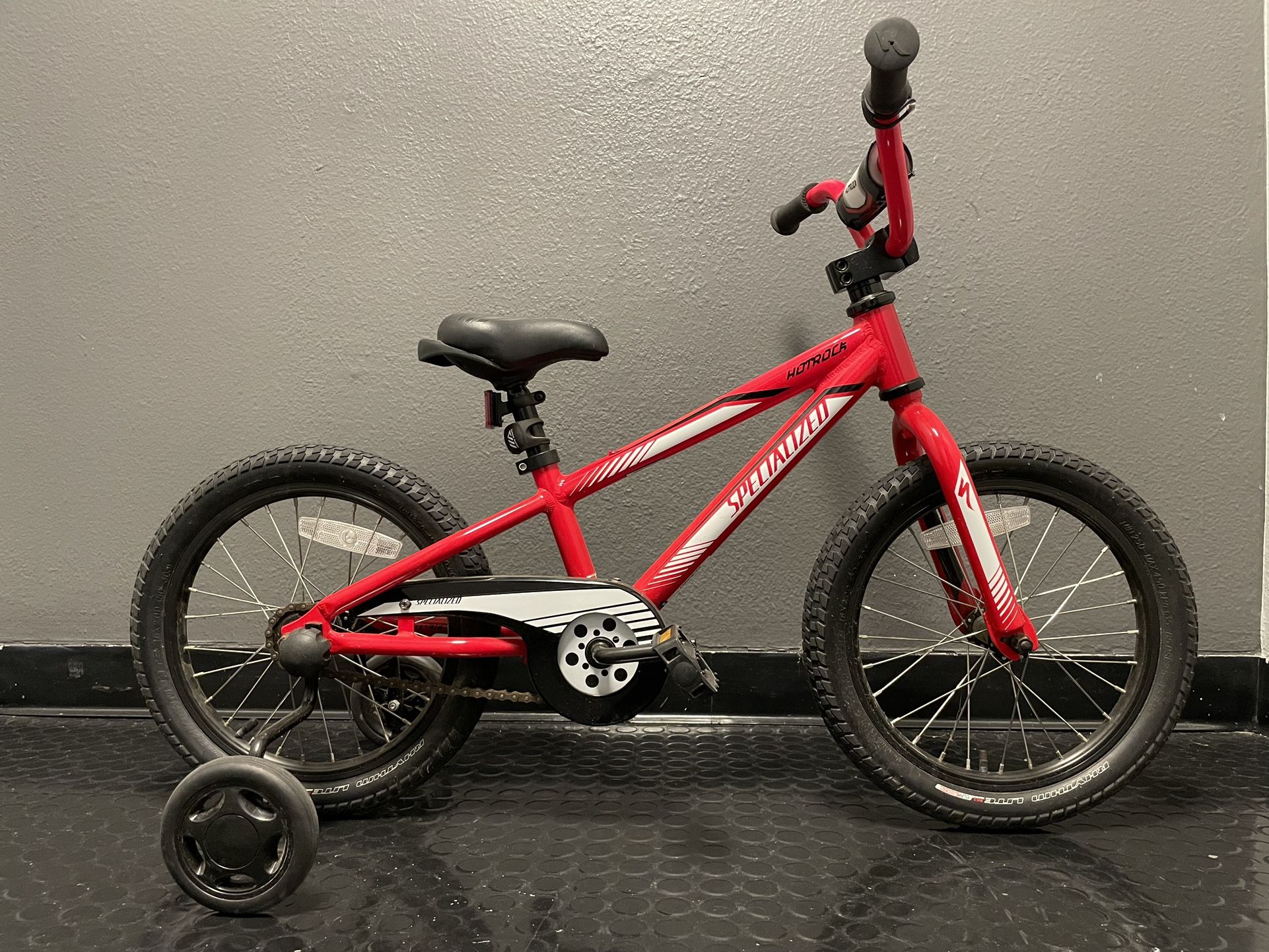 Specialized Hotrock 16 Kids Bike Coaster With Training Wheels Like New