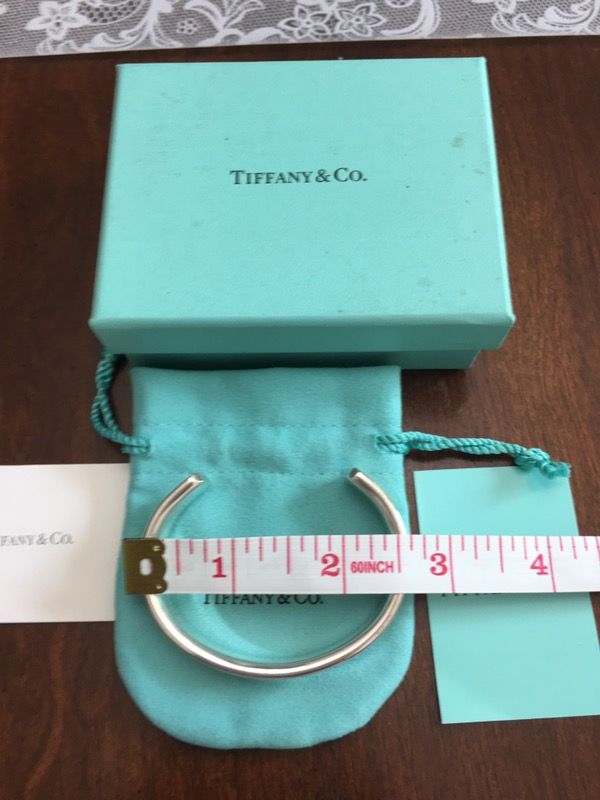 Authentic TIffany & Co bagle cuff