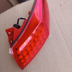Infiniti Tail Light For Fx35,Fx45 Right Side $50.