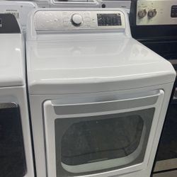 New Scratch And Dent LG Dryer. 1 Year Warranty 