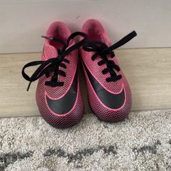 Nike Girl Soccer Cleats 