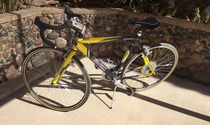 Gmc denali 700cc men's bike hotsell