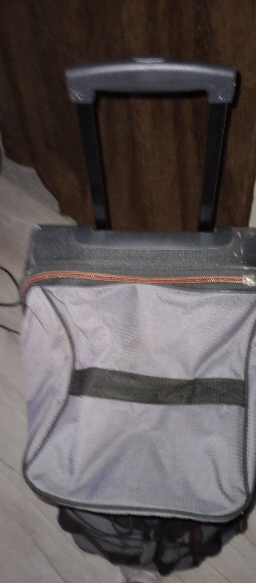 30 Inch Rolling Telescopic Handle Duffle Bag