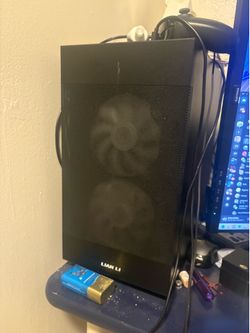 Gaming Pc + Monitors