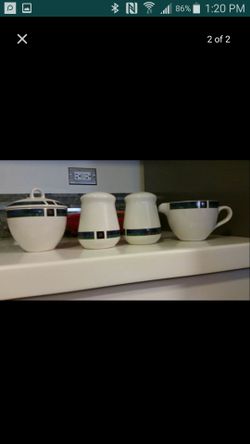 Sugar creamer salt and pepper set