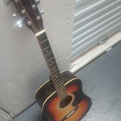 Huntington 1975 Guitar