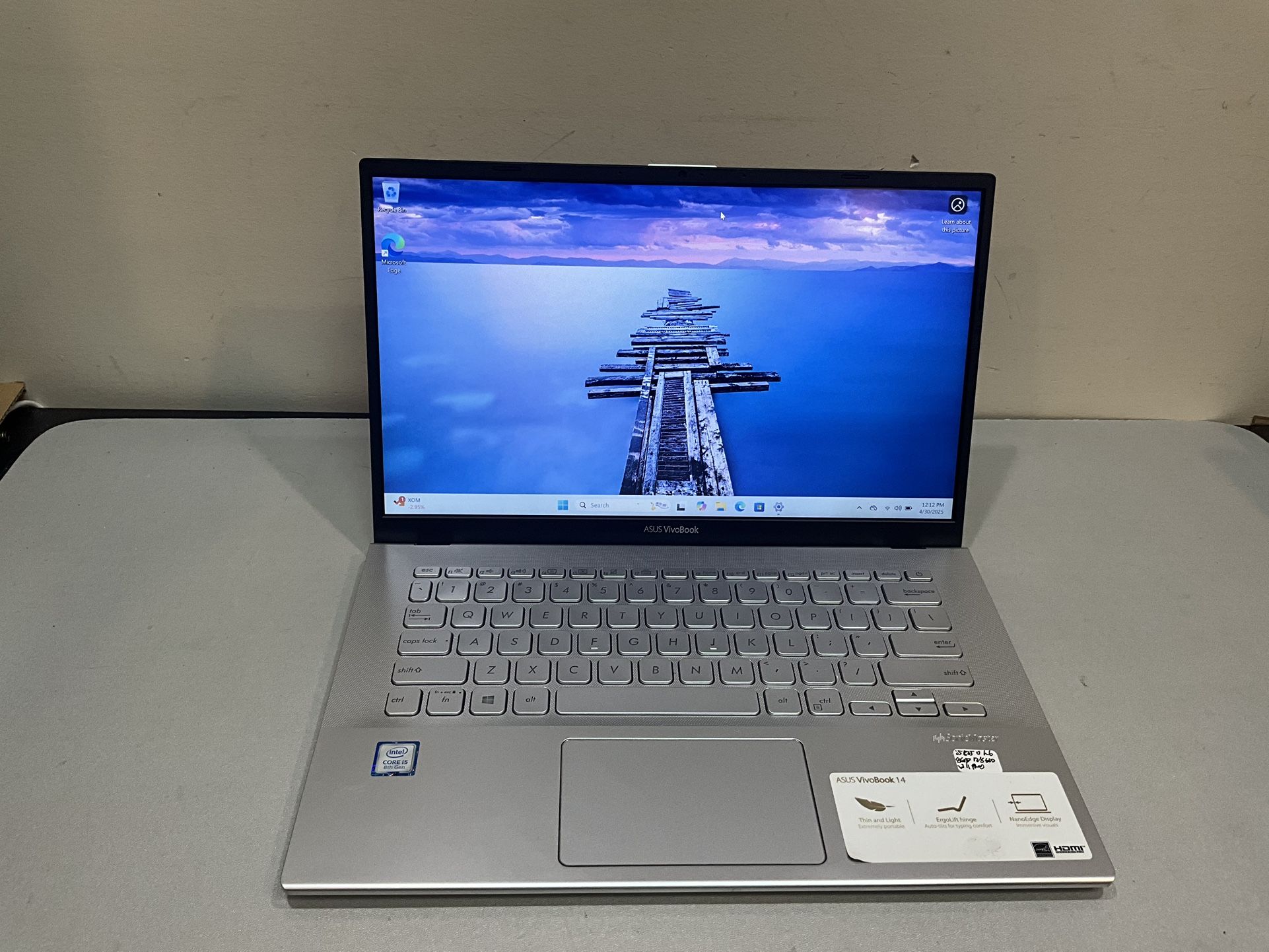 Asus VivoBook 14 X420U Intel Core i5 8250U 8GB 128GB SSD win11