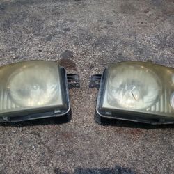 Nissan Frontier Headlights
