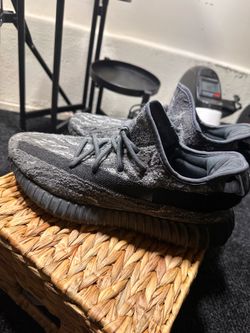 Adidas Yeezy Boost 350 V2 Sneakers