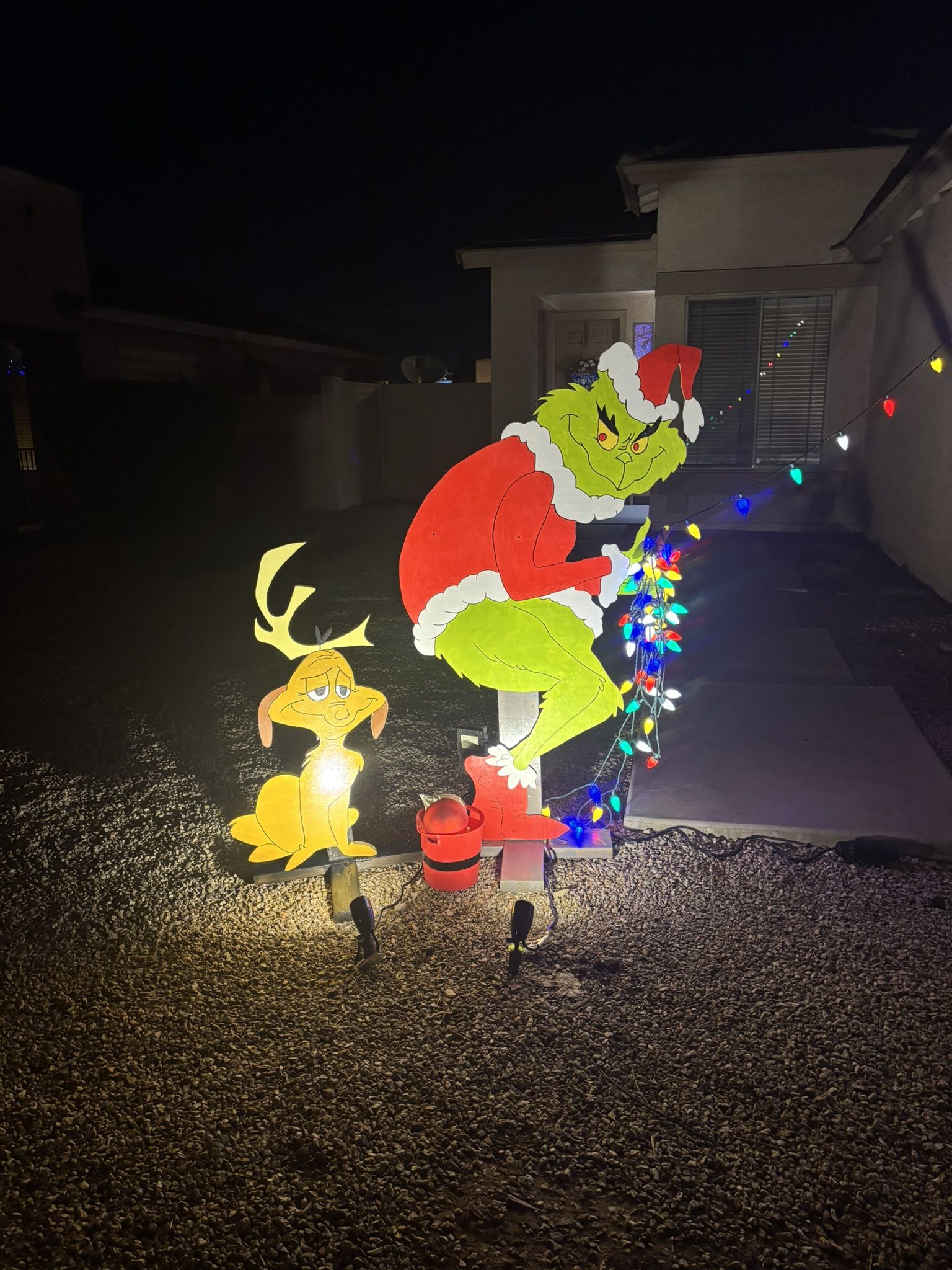 Custom Grinch & Max Christmas Yard Display – Handmade Wood Decor