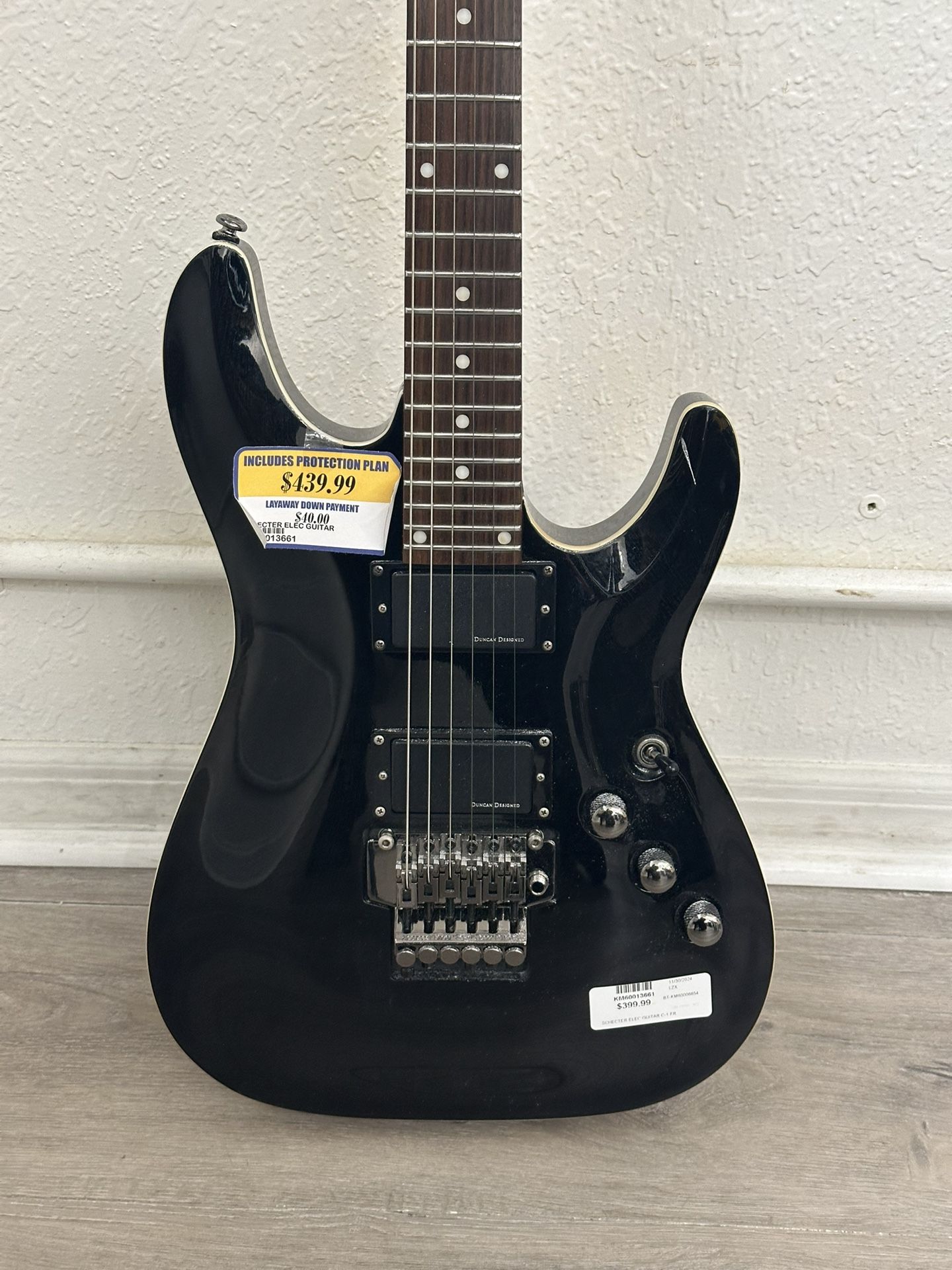 Electric Guitar Schecter