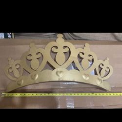 Gold princess Crown wall frame