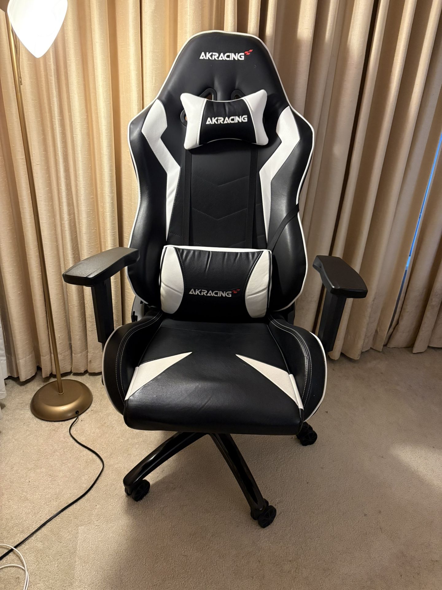 AKRacing Gaming Chair