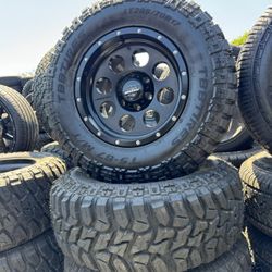 WHEELS PRO COMP 17x9 TOYOTA CHEVY 6x5.5