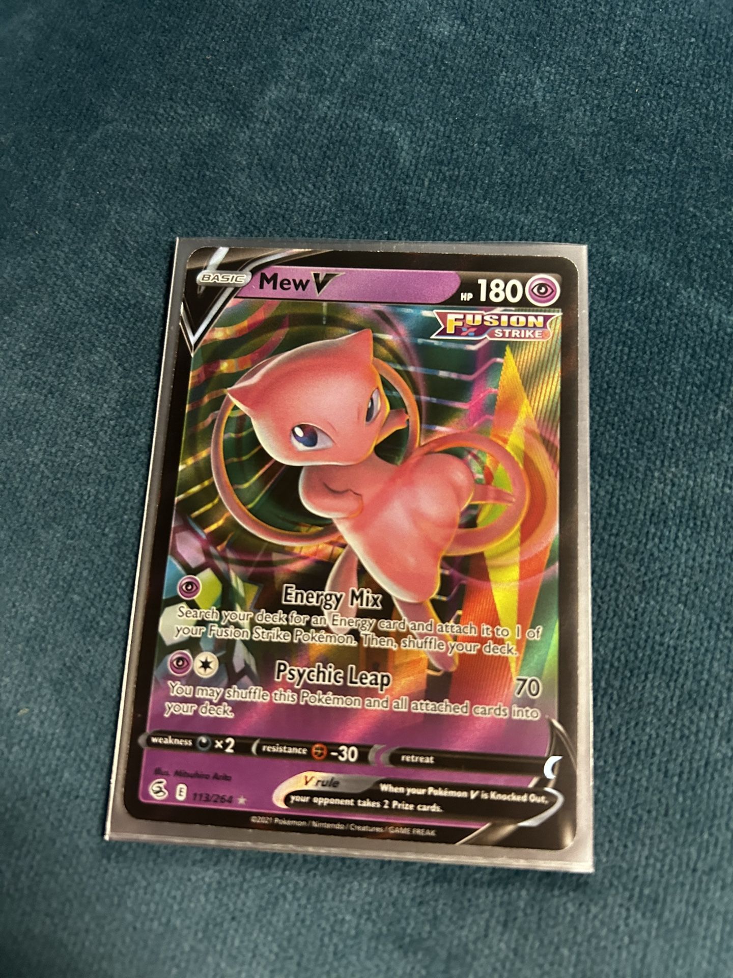 pokemon tcg fusion strike 113 264 mew v card VMAX (269/264) [Sword & Shield: Strike] your opponent takes 2 Prize cards Pokmon Mew V  Fusion